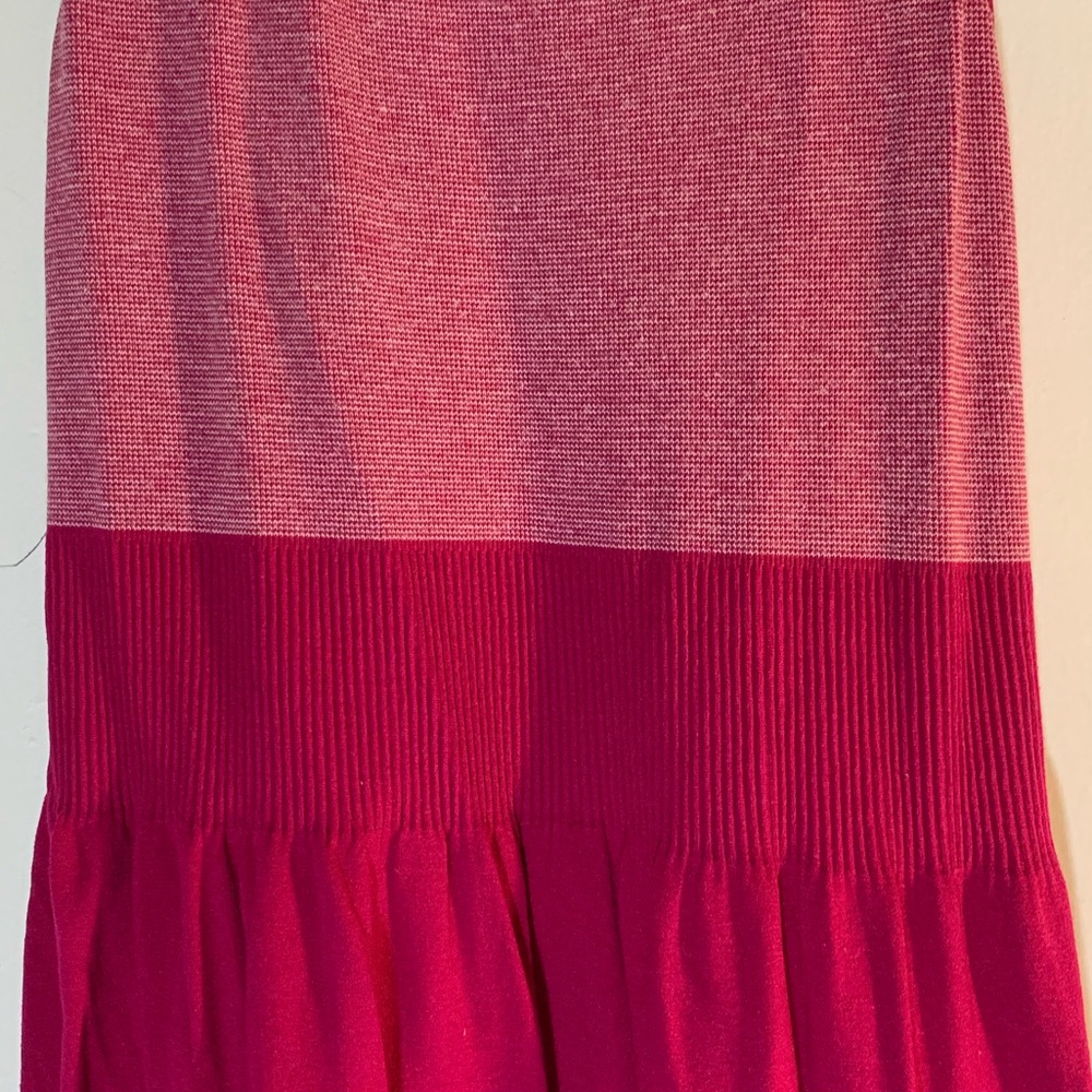 Razorback Coverup - Picture 5 of 8